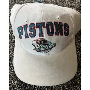 Vintage Detroit Pistons Hat Cap Snapback White